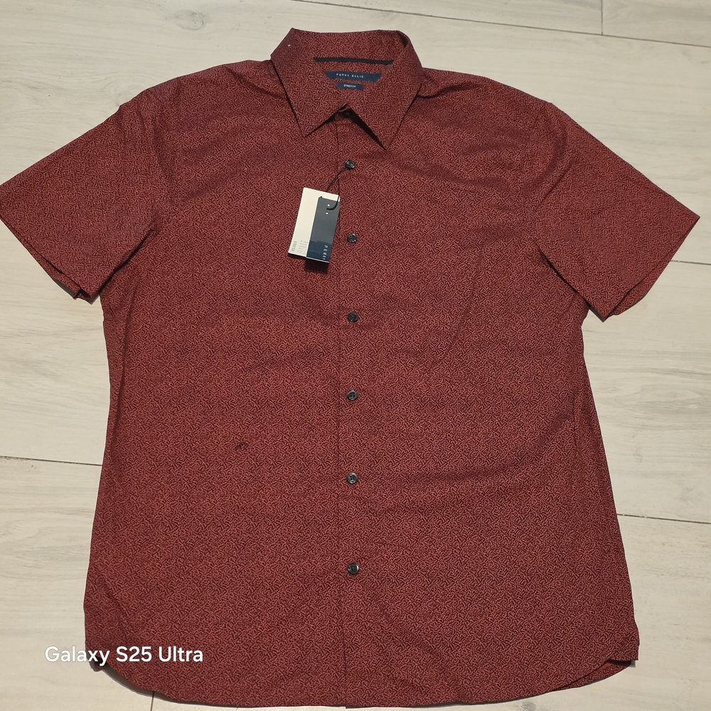 B009 Perry Ellis Men's Burgundy Short Sleeve Shirt